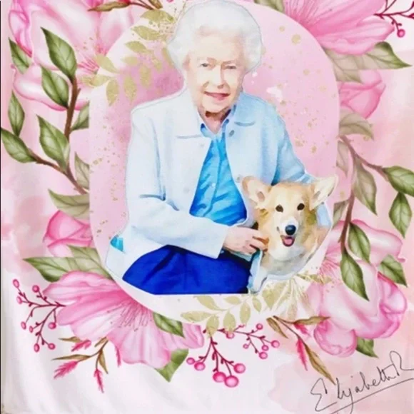 π Queen Elizabeth II art, queen memorial throw, wall art, floral gift, blanket - Picture 3 of 12